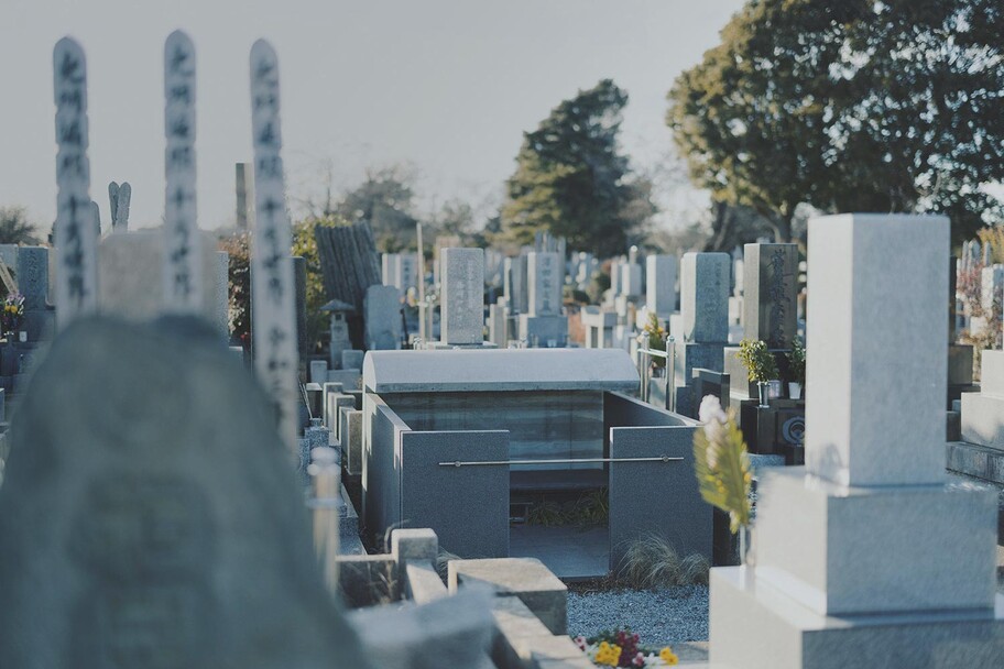 Calm Tomb 永久の住家 